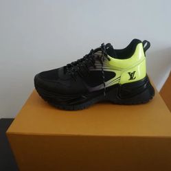Louis Vuitton Run Away Pulse sneaker