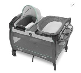 Graco Pack 'n Play with Bassinet and Changer