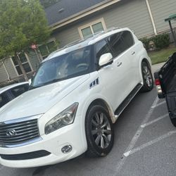 2011 Infiniti QX56