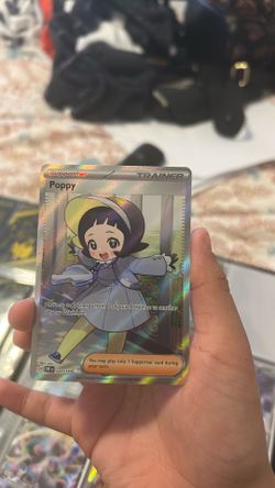 Poppy Trainer Card Rare
