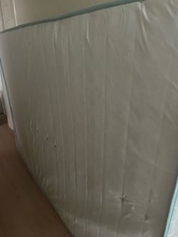 Mattress for queen bed