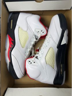 Clean Jordan 5s sz 10.5
