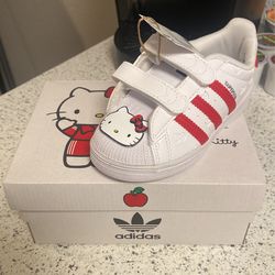 Hello Kitty adidas