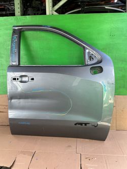 FRONT DOOR SIERRA1500 RIGHT SIDE  2019 2020 2021 2022 2023 2024 2025 OEM