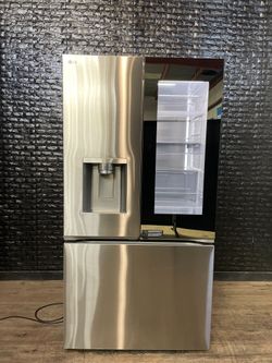 LG INSTA VIEW REFRIGERATOR w/CRAFT ICE & WARRANTY! R2783A
