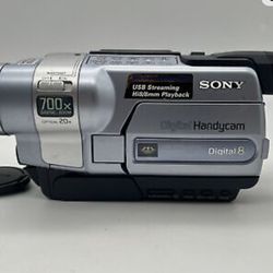 Sony Video Handycam Digital8 HI8 8mm DCR-TRV 350