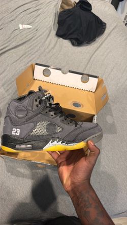Off white 5s