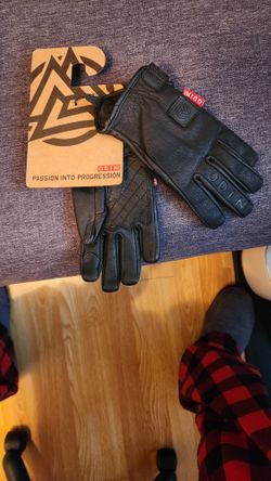ODIN Mfg Women's Leather Riding Gloves