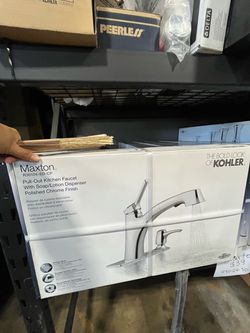 Kohler Maxton pull out kitchen faucet