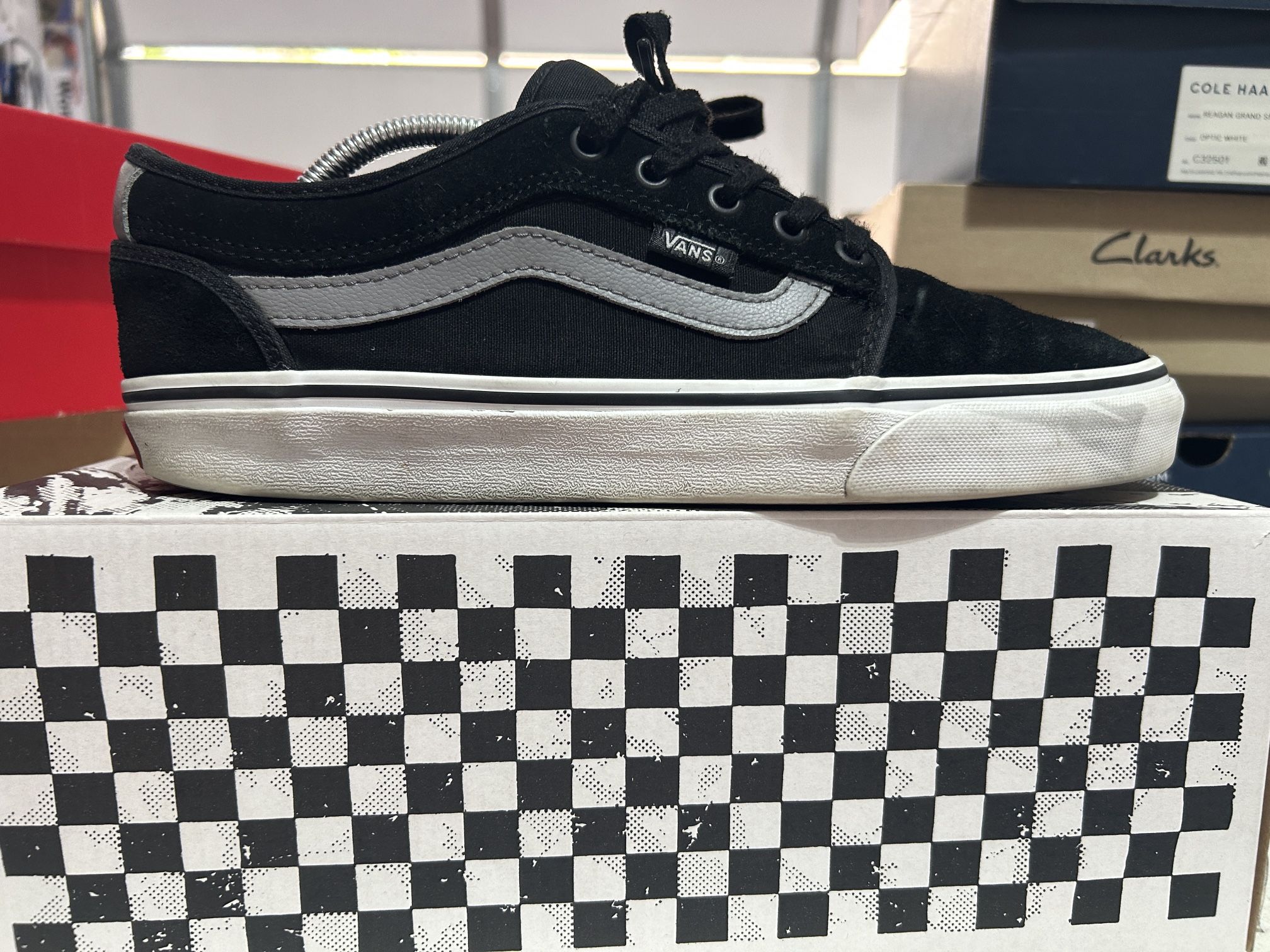 Men’s vans Chukka Low Sz 10