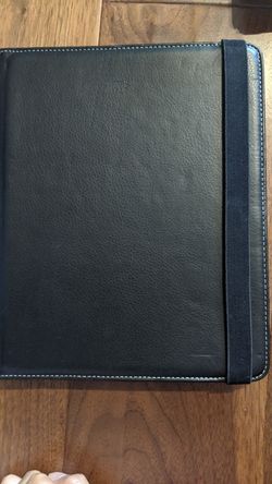 9.7 inch iPad case with keyboard