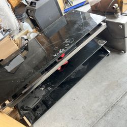 Sturdy High Quality Entertainment Stand 