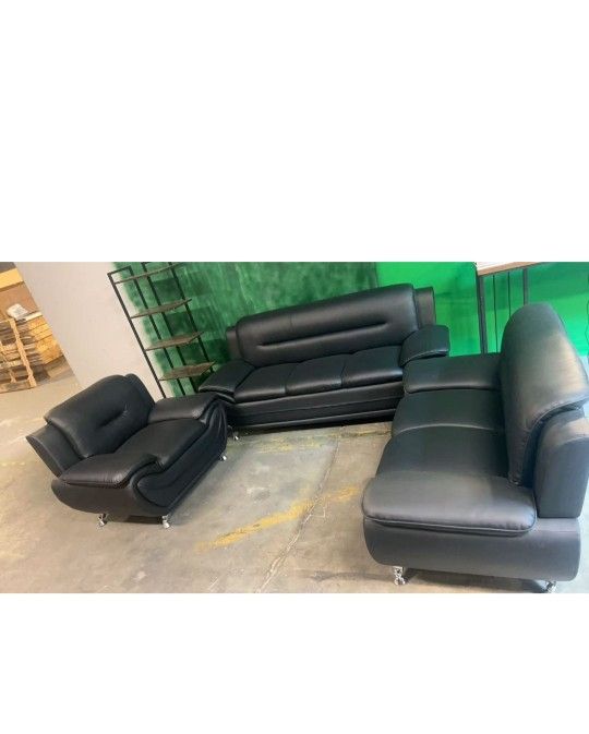 BRAND NEW 3 PIECES LIVING ROOM COUCH SET