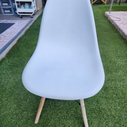 EAMES Replica Mid-Century Modern Dining Chair w Wooden Legs & Eiffel Tower Base