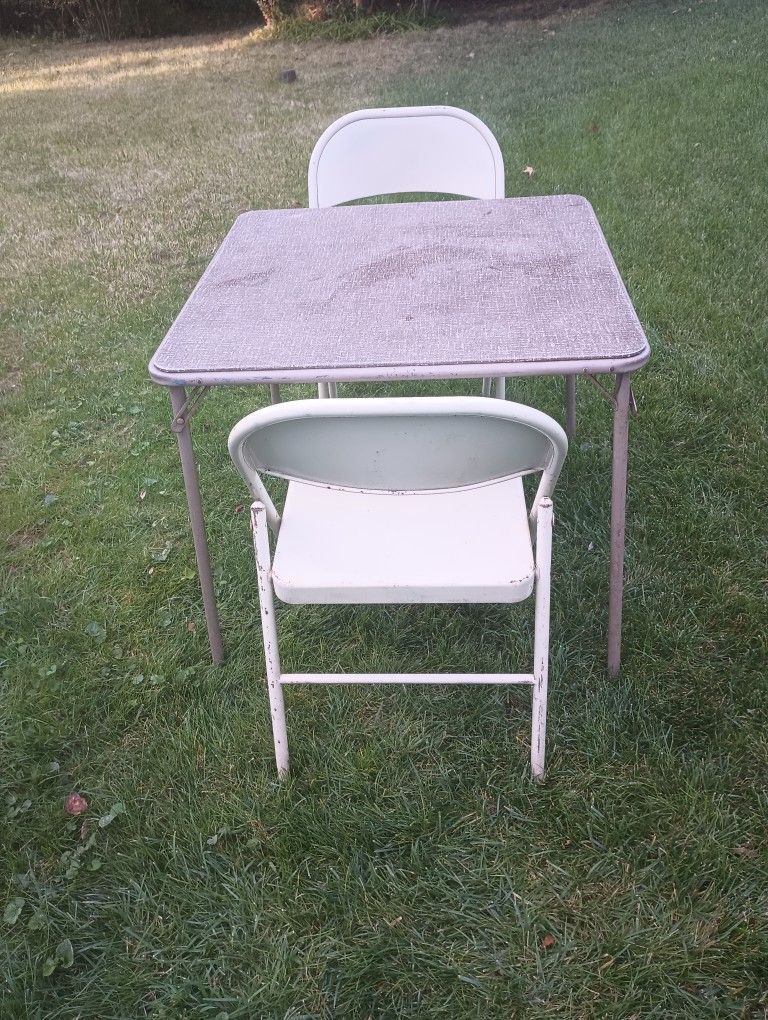 Folding Table & Chairs