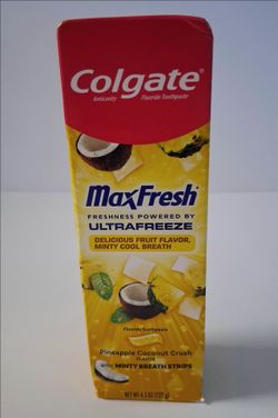 Pineapple coconut toothpaste