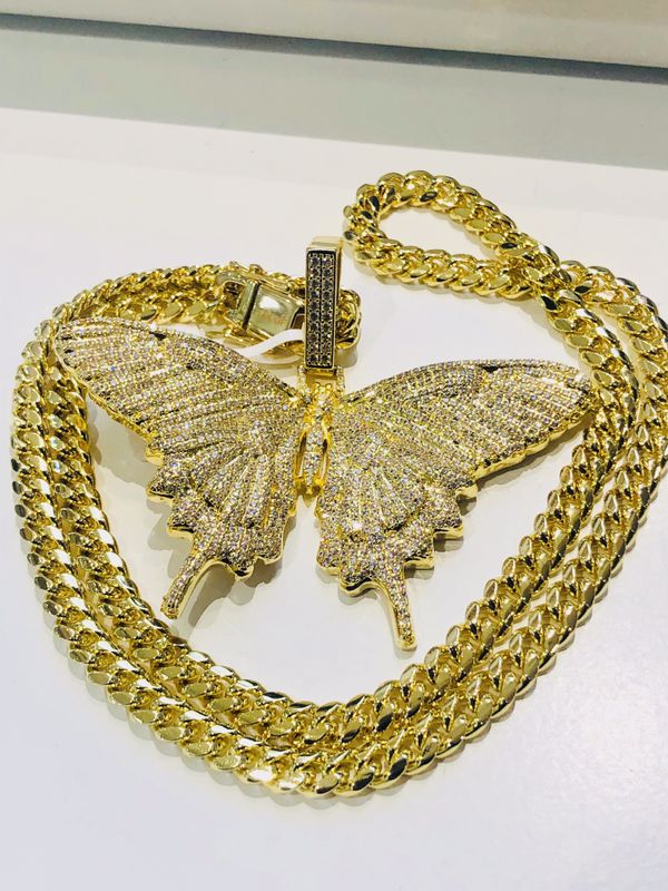 3D 14k Gold Finish Butterfly Pendant Necklace for Men and