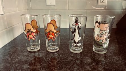 1973 collectible glasses