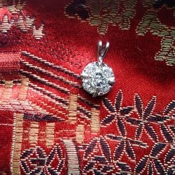 Diamond Pendant, 5 Stone, old , App. 800, 400 Obo