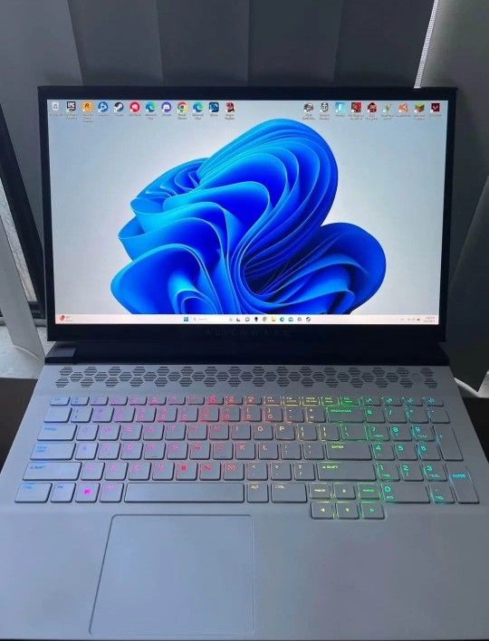 Alienware M17 R4