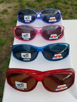 Fit over sunglasses