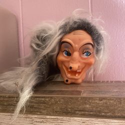 Very Vintage Witch Head 