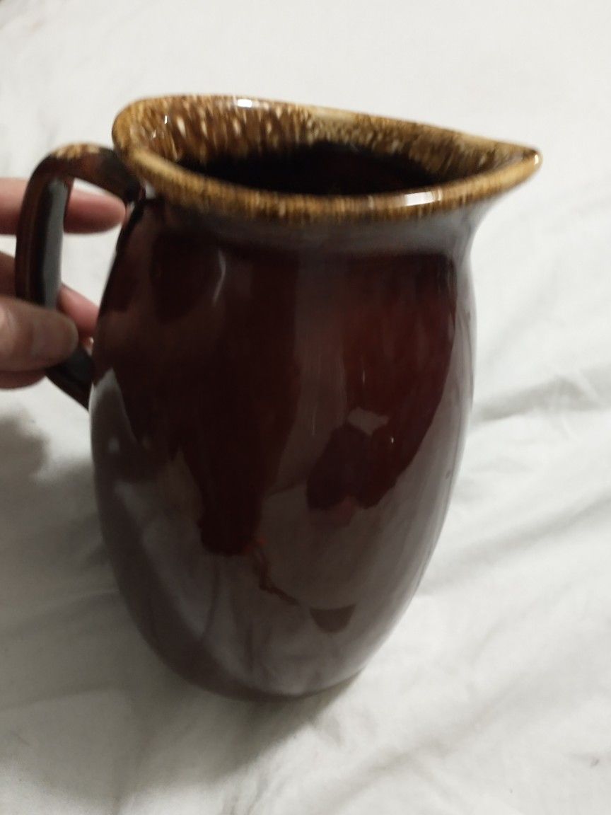 Hull Pottery Pitchers & Vase