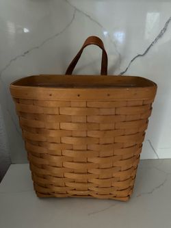 Authentic Longaberger Basket Collection – 5 Baskets w/ Protectors – Excellent Condition