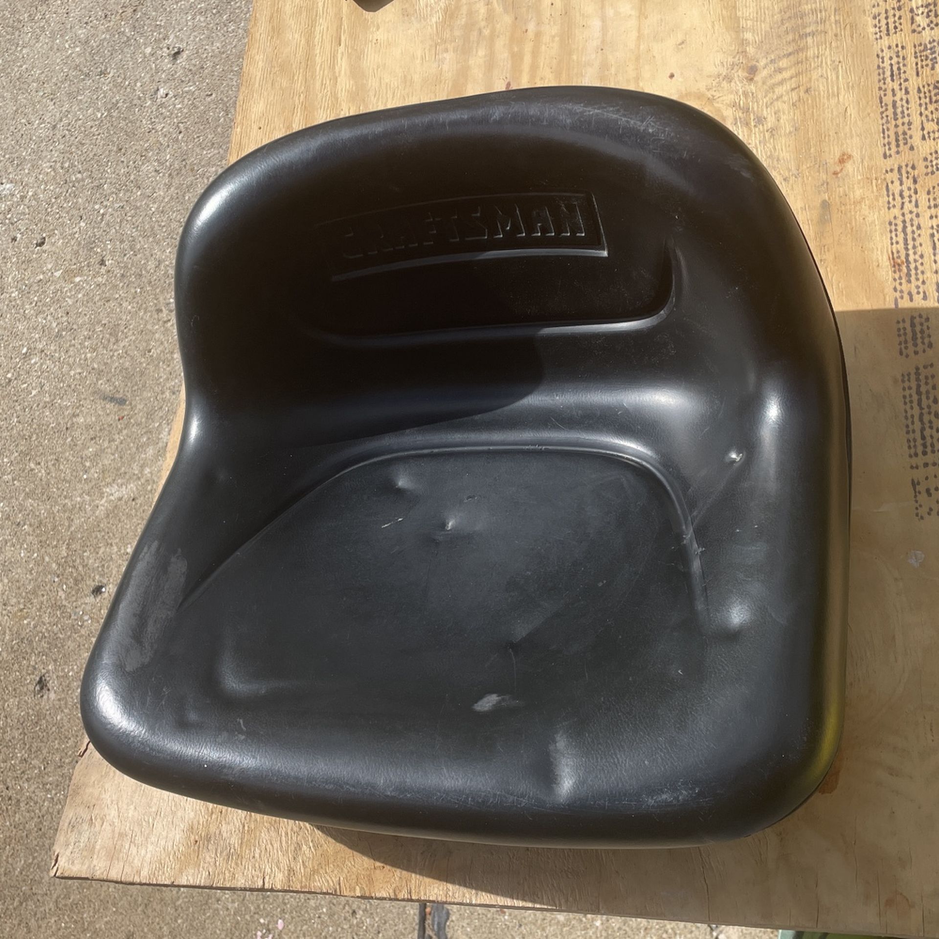 Tractor seat Craftsman - Milsco- Husky - John Deere - Toro - Cub Cadet