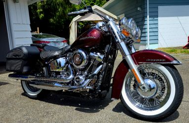 2018 Harley-Davidson Softail Deluxe (FLDE)