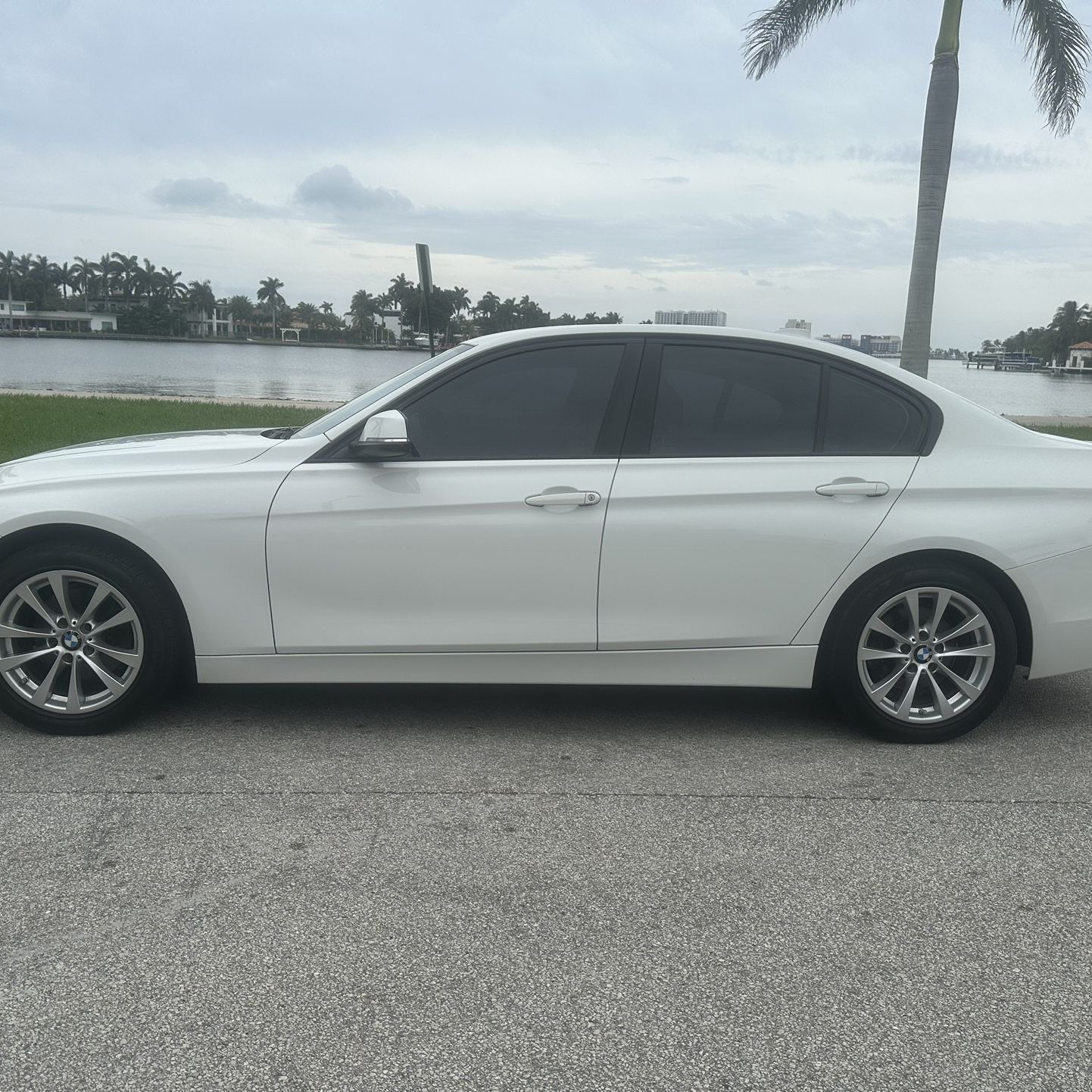 2017 BMW 320i