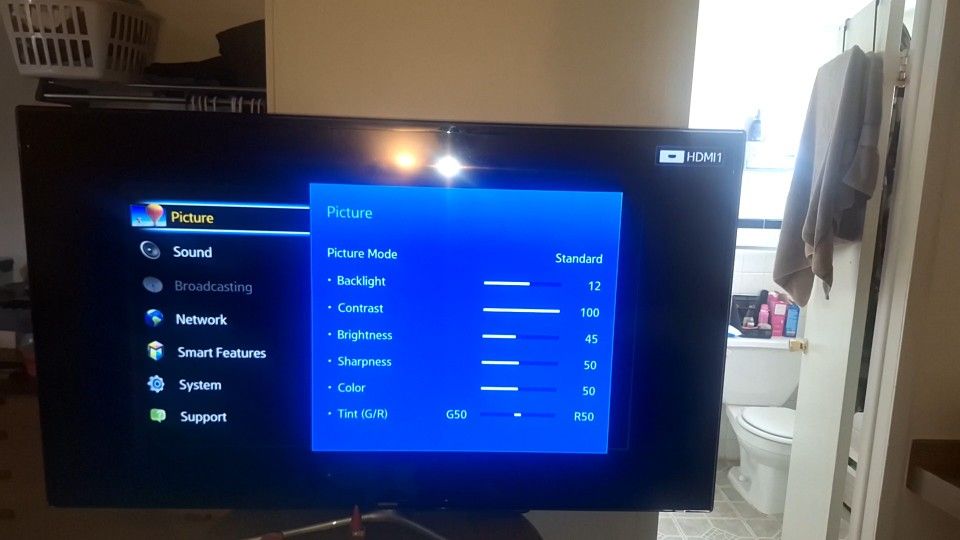 60" Samsung Smart TV