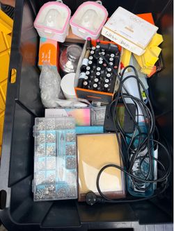 Acrylic Nail supplies