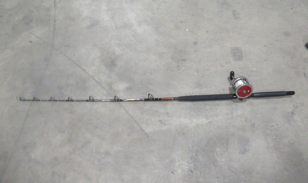 72" Penn Slammer Fishing Pole w/114H reel