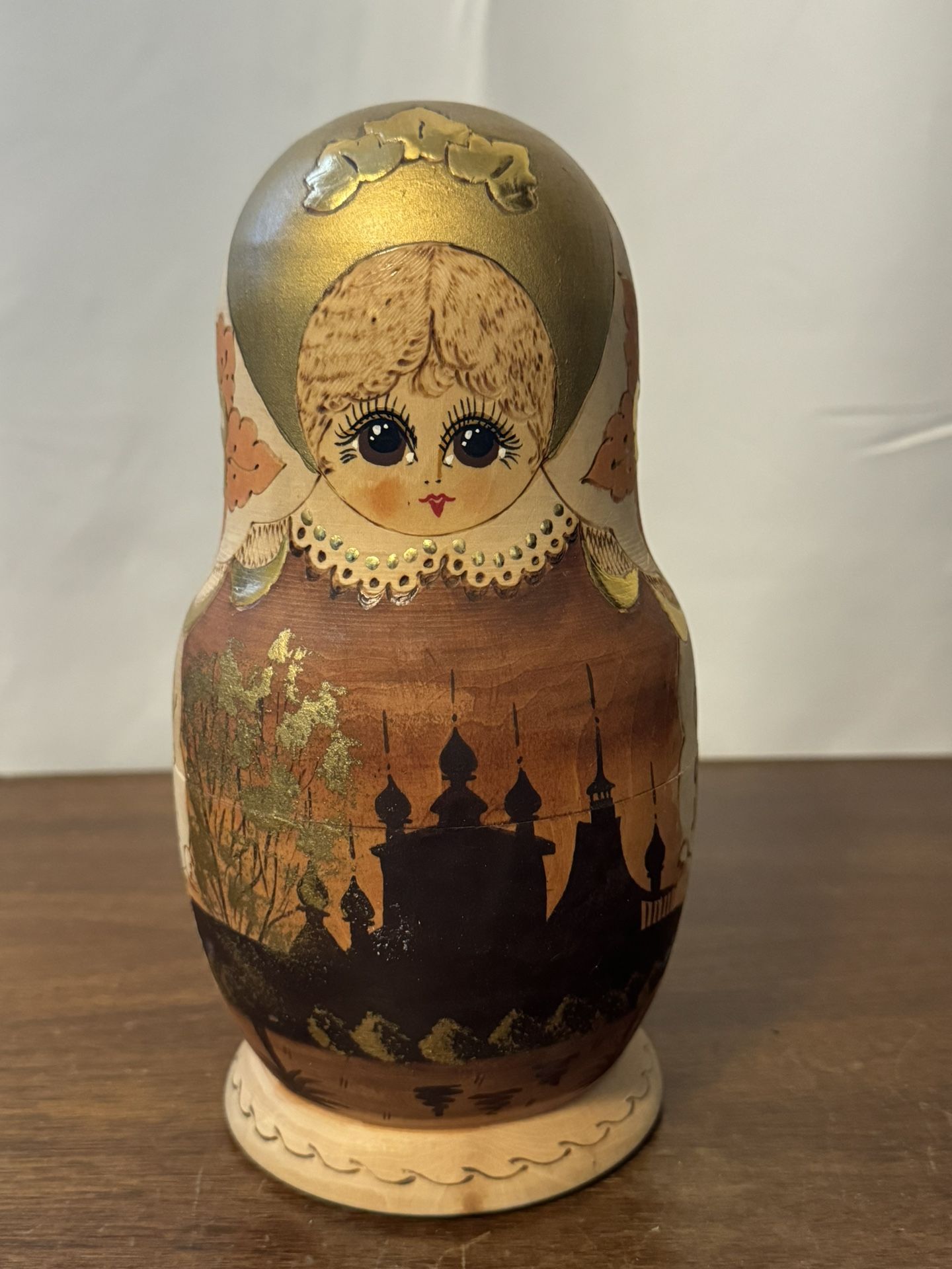 10-Piece Hand-Painted Russian Nesting Dolls Matryoshka Set Gold Dome Art