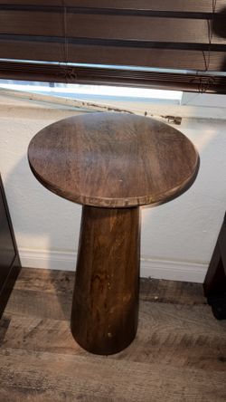 Round Wood Accent Table
