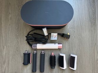 Dyson Airwrap Multi-Styler with Case and Attachments