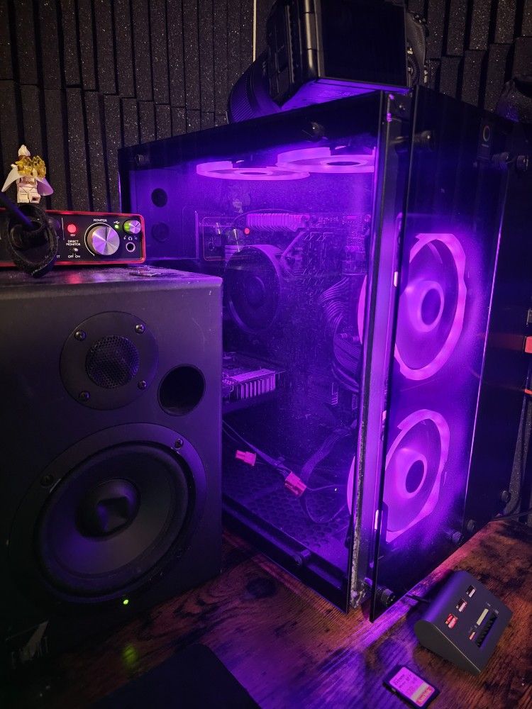 Gaming Desktop PC Set Up for Sale in Kissimmee, FL OfferUp