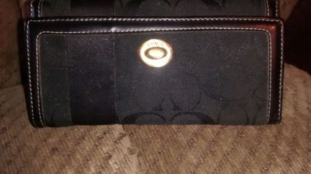 Coach wallet