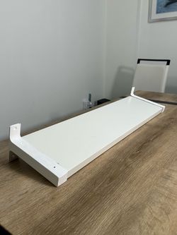 White Wall-Mount Floating Shelf with Brackets