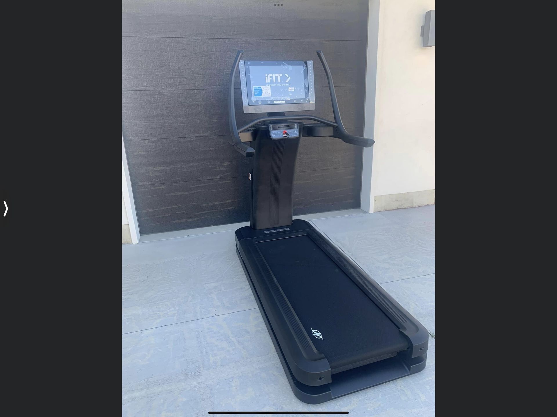 NordicTrack X22i Commercial Treadmill - With Warranty