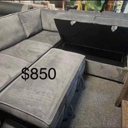 New 90x90 Sleeper Sectional Couch : Free Delivery 