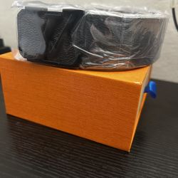 Black Monogram Belt (100$)