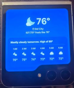 Samsung Galaxy Z Flip5 512GB Foldable Smartphone