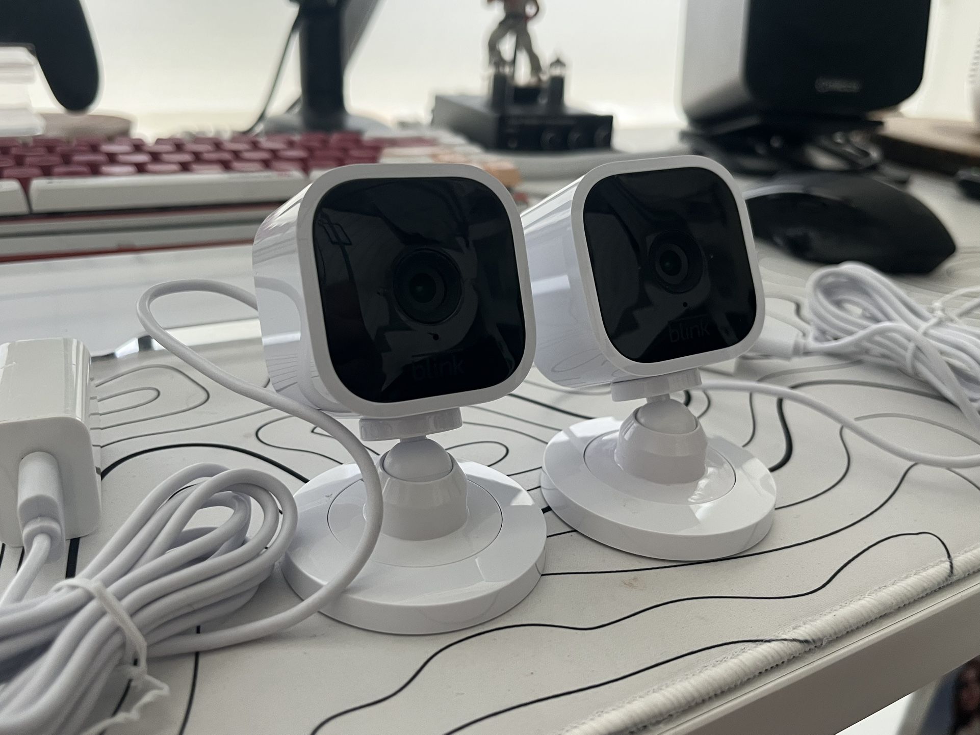 2 Blink Gen 1 Security Cameras - Like-New