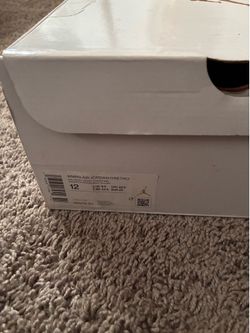 Men’s 10.5 Wmns 12 Jordan Retro 11 “Neapolitan”