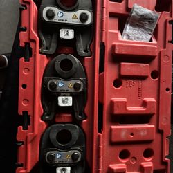 Milwaukee Tool 49-16-2496 1/2 In. - 1 In. Ips-P Press Jaw Kit For M12 Force