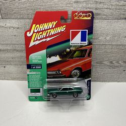 Johnny Lightning American Motors Green ‘1974 AMC Hornet / Classic Gold Collection • Die Cast Metal Body & Chassis • Made in China