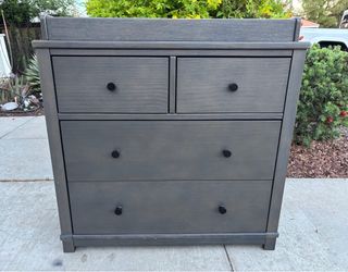 Gray Solid Wood Simmons Dresser Chest of Drawers Furniture with Changing Topper Great Condition