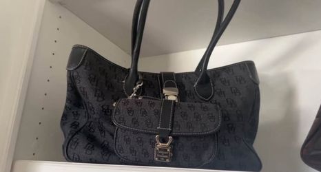 Dooney & Bourke set